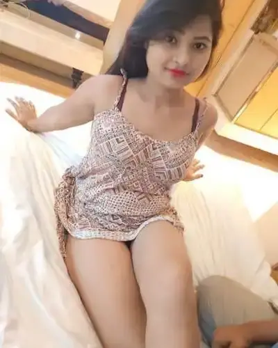 Call Girls in Charni Road