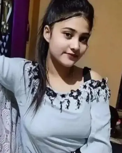 Charni Road Escort